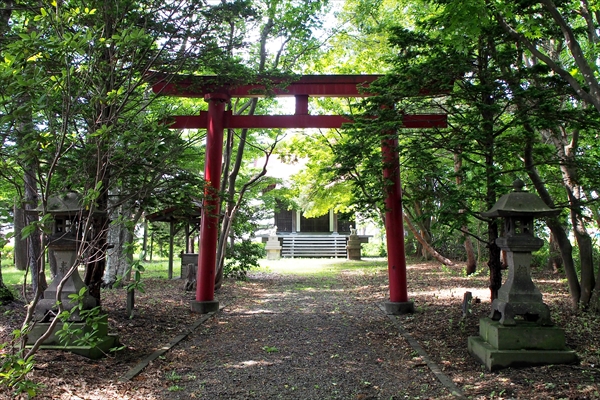 王子稲荷神社・鳥居・石灯籠