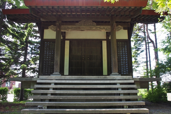 王子稲荷神社・本殿
