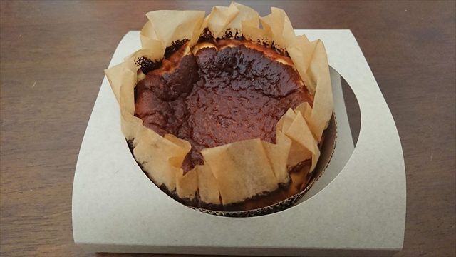 柳月バスクチーズケーキ