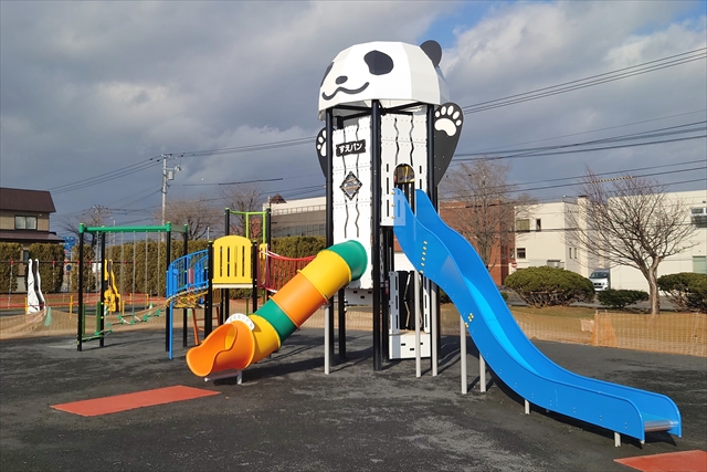 野幌末広町公園 リニューアル後の新複合遊具