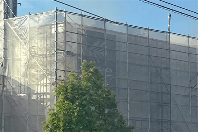 オートバックスカーズの看板
