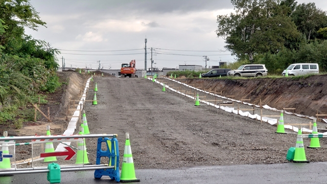 萩ケ岡2号道路整備工事（旧江別小学校横）